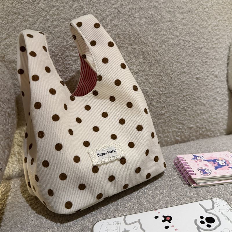 入荷 ドット柄 デイリー使い ハンドバッグ