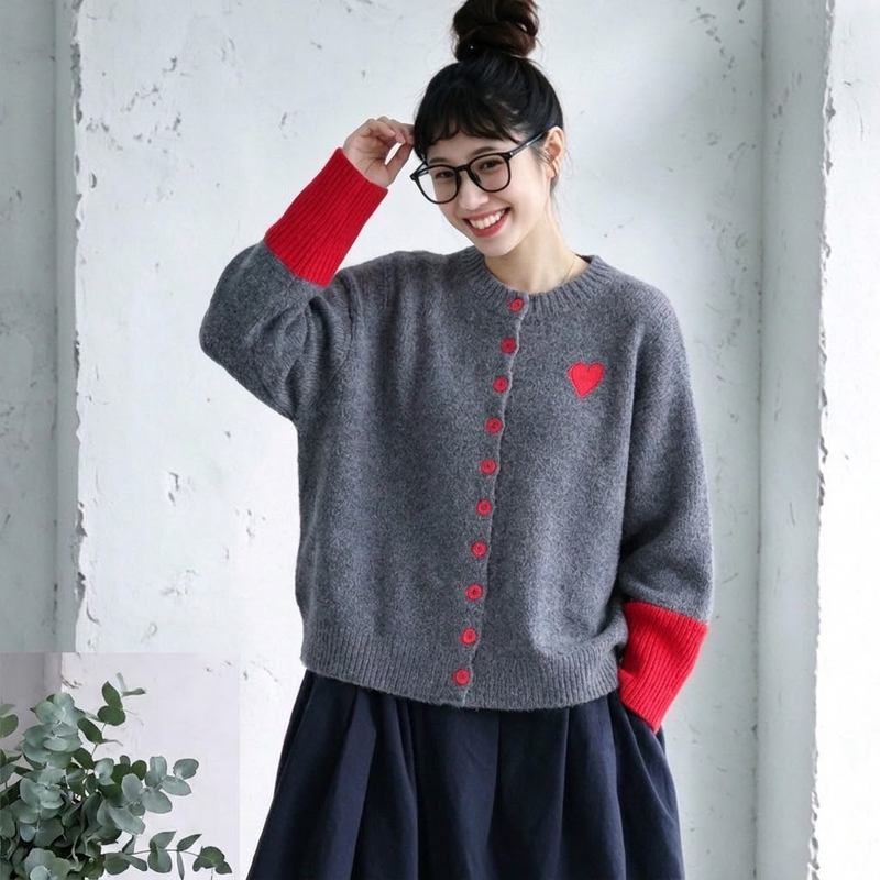 ハート刺繍 配色袖 ニットカーディガン