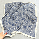 総柄スクエアタイプ 上品 スカーフ