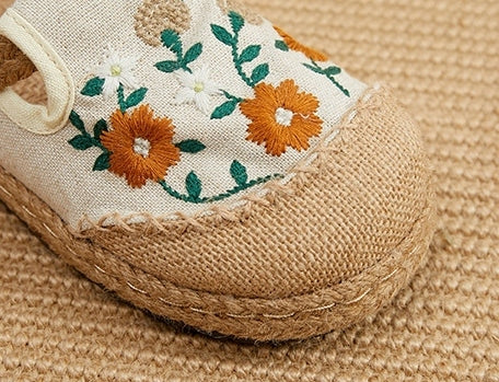 花模様 キュート プリント 刺繍 キック