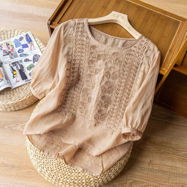 綿麻 刺繍 ラウンドネック 花模様 五分袖 Tシャツ