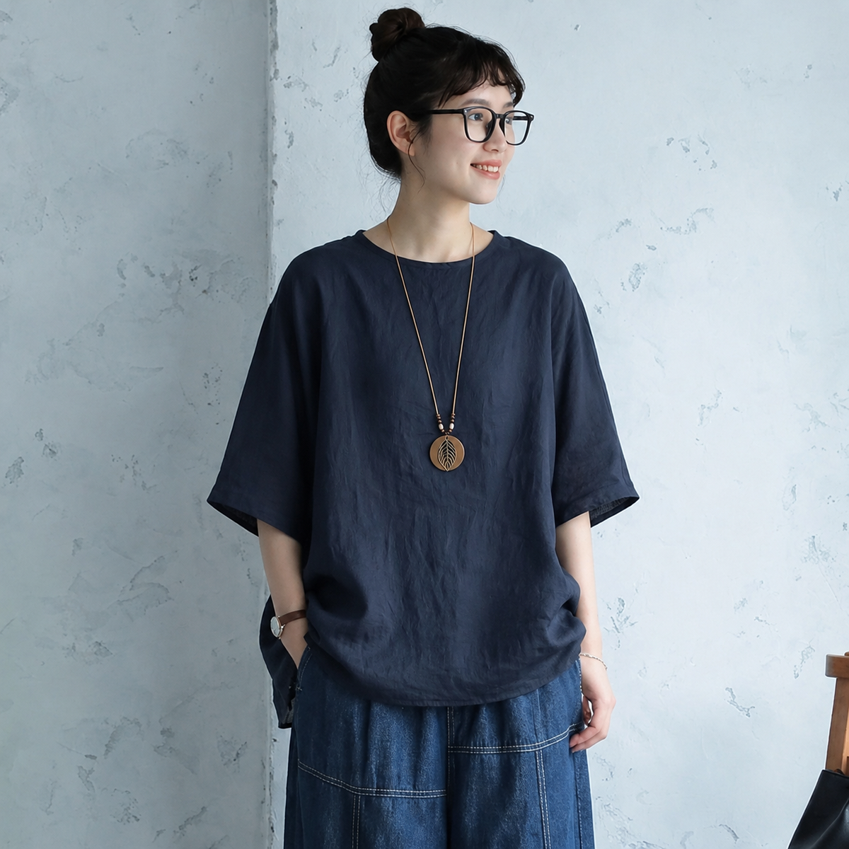 無地 ラウンドネック 五分袖スリットTシャツ