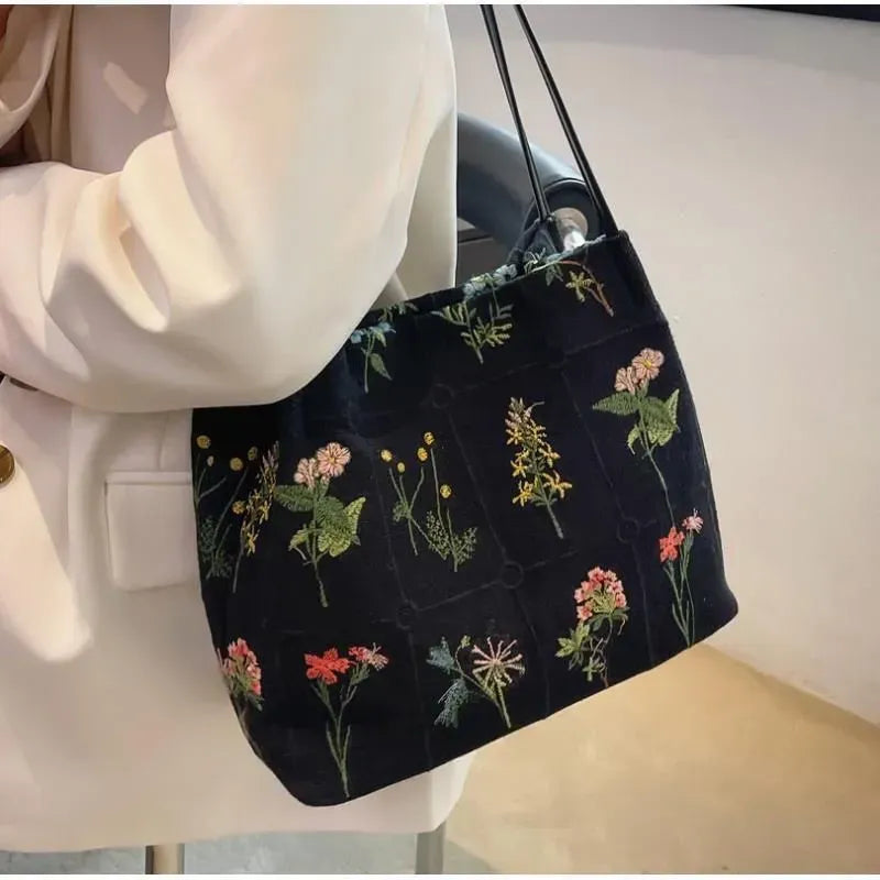 刺繍 マグネット開閉 キャンバスバッグ