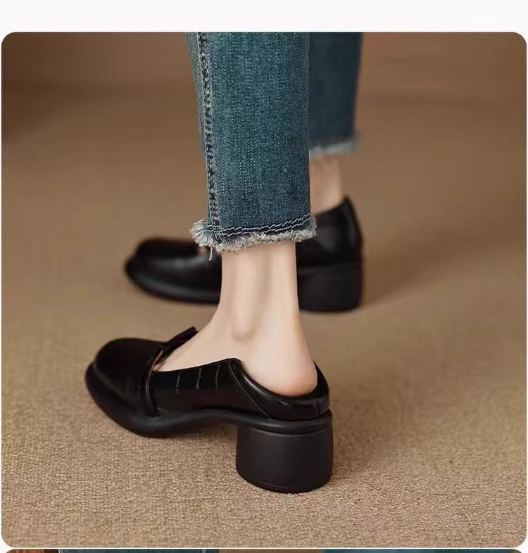 ラウンドトゥ キック ローヒールパンプス