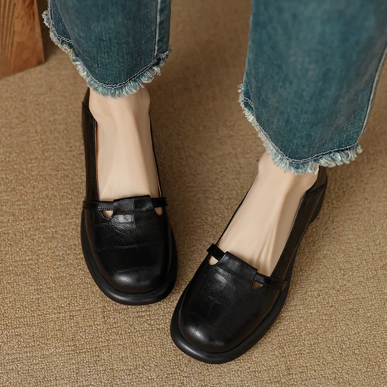 ラウンドトゥ キック ローヒールパンプス