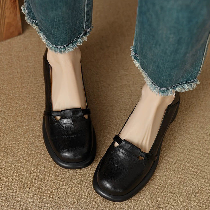 ラウンドトゥ キック ローヒールパンプス