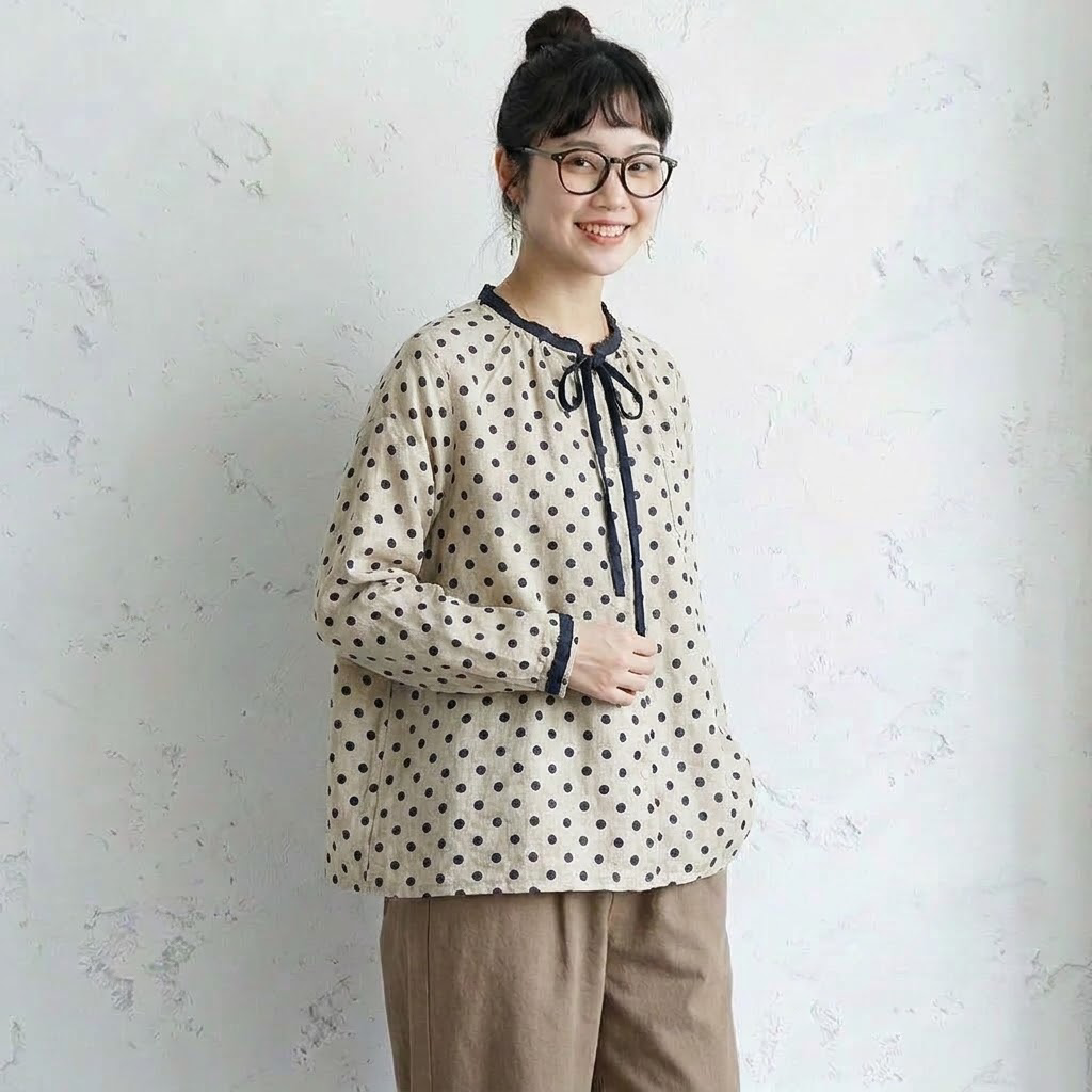 綿麻 ドット柄 ボタン付き長袖ブラウス