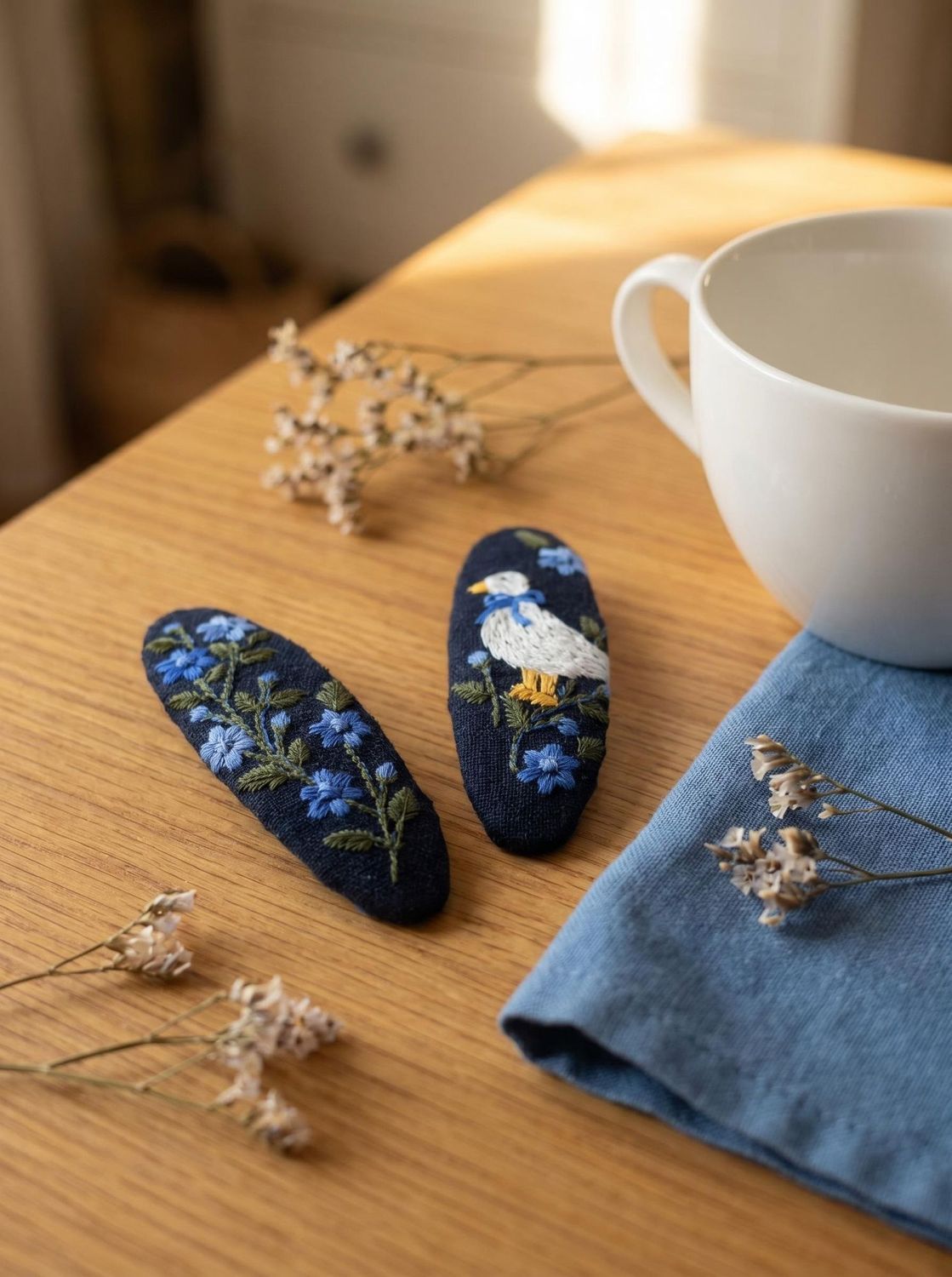 アヒル＆フラワー刺繍 ヘアピン