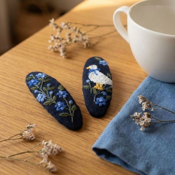 アヒル＆フラワー刺繍 ヘアピン