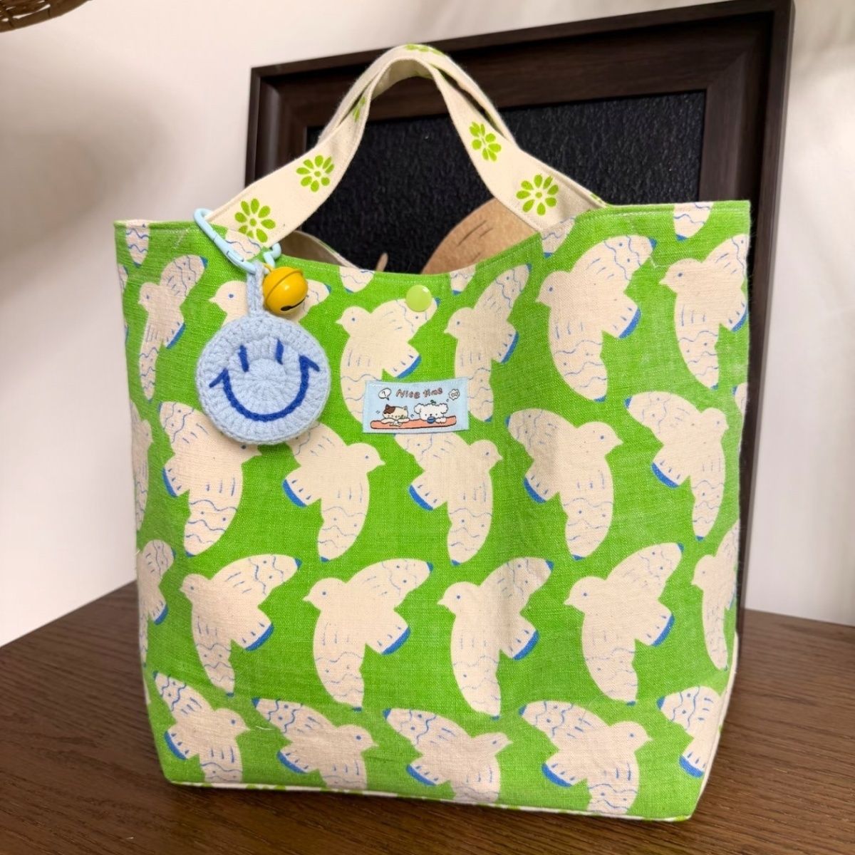 鳩プリント キャンバストートバッグ