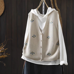 さくらんぼ刺繍 Vネックニットベスト