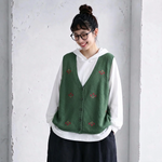 さくらんぼ刺繍 Vネックニットベスト