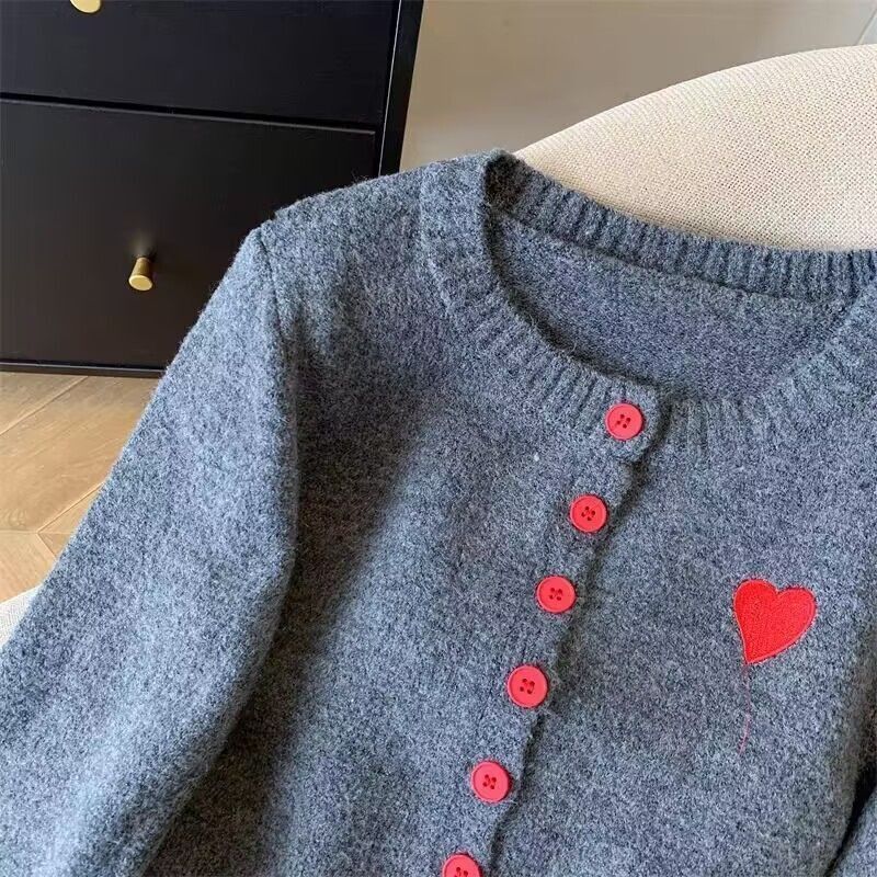 ハート刺繍 配色袖 ニットカーディガン