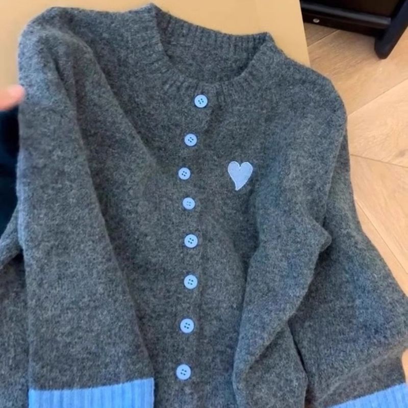 ハート刺繍 配色袖 ニットカーディガン
