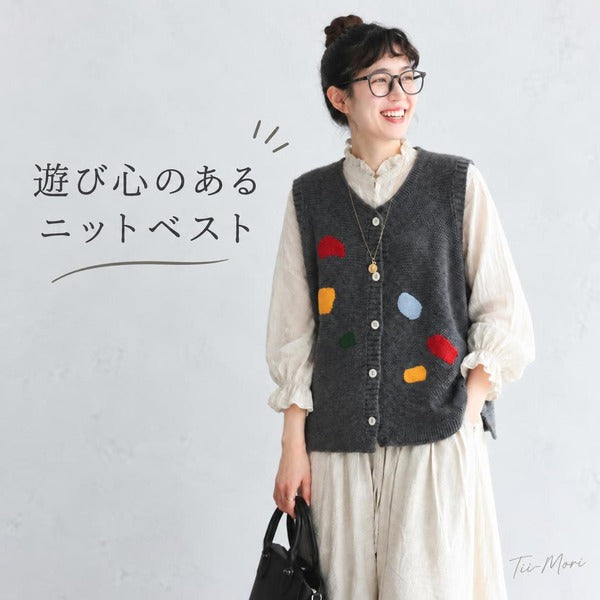 3色展開｜花刺繍 Vネックニットベスト