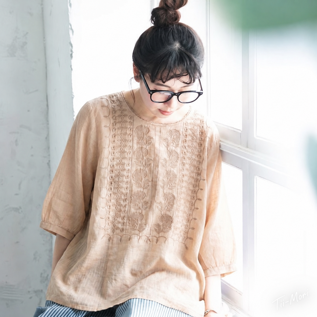 綿麻 刺繍 ラウンドネック 花模様 五分袖 Tシャツ