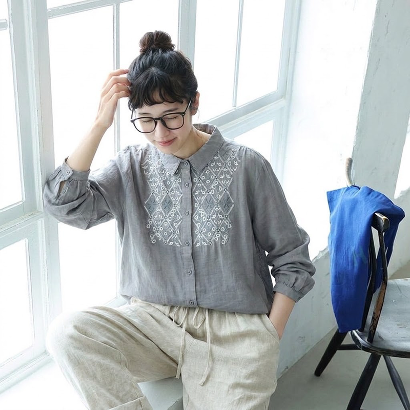 チャイナ風 重厚刺繍長袖シャツ