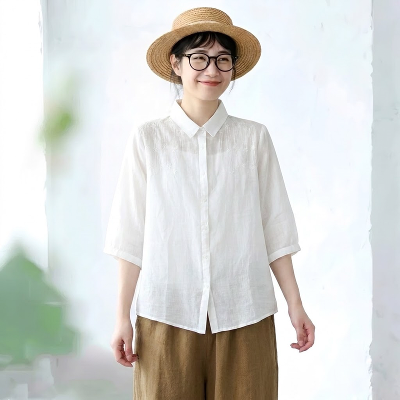 穏やかな日々を纏う七分袖刺繍ブラウス