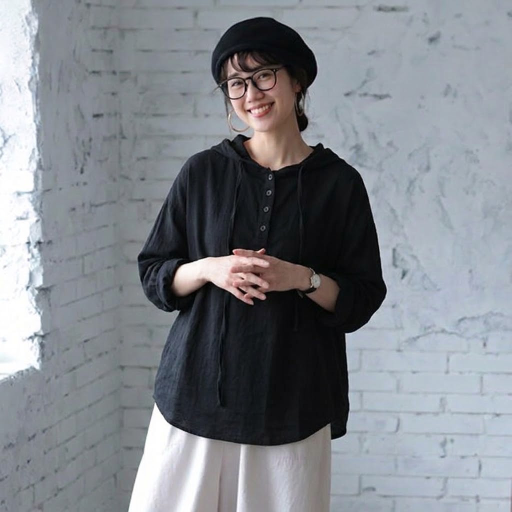 晩夏から秋向け 長袖 フード付き T シャツ