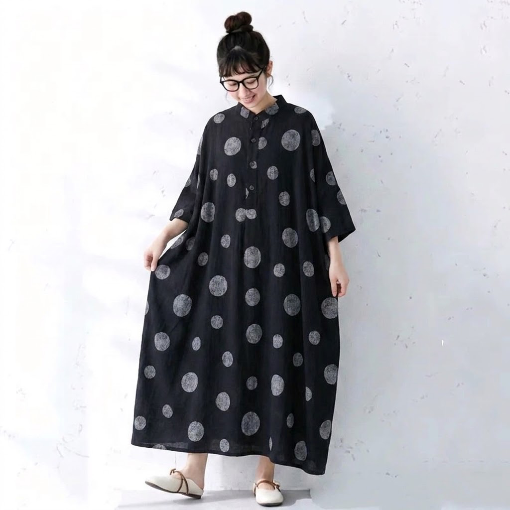 ドット柄 スタンドカラー 七分袖Aラインロングワンピース