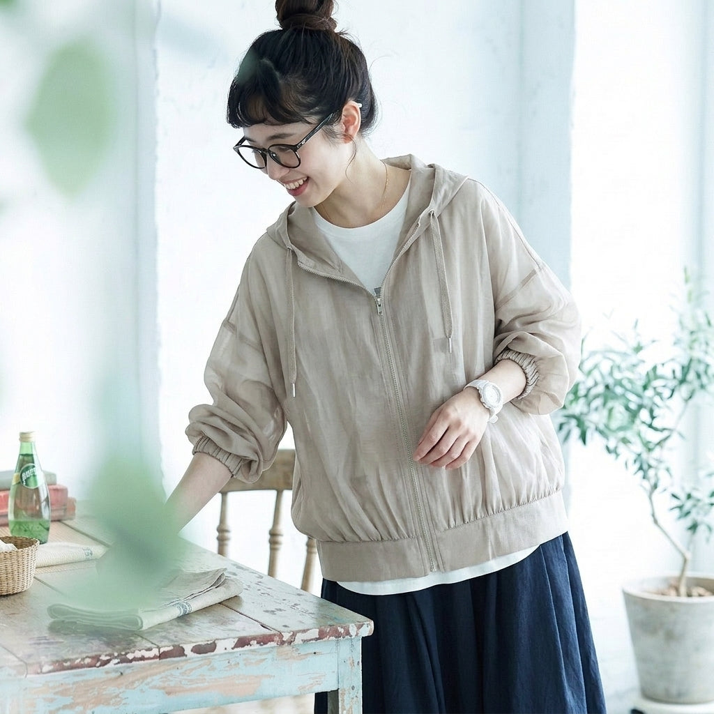 秋待ちの羽織り フード付き フルジップ