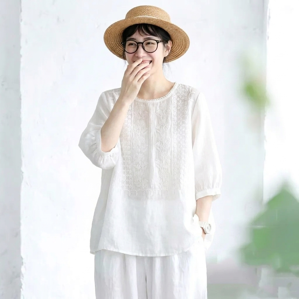 綿麻 刺繍 ラウンドネック 花模様 五分袖 Tシャツ