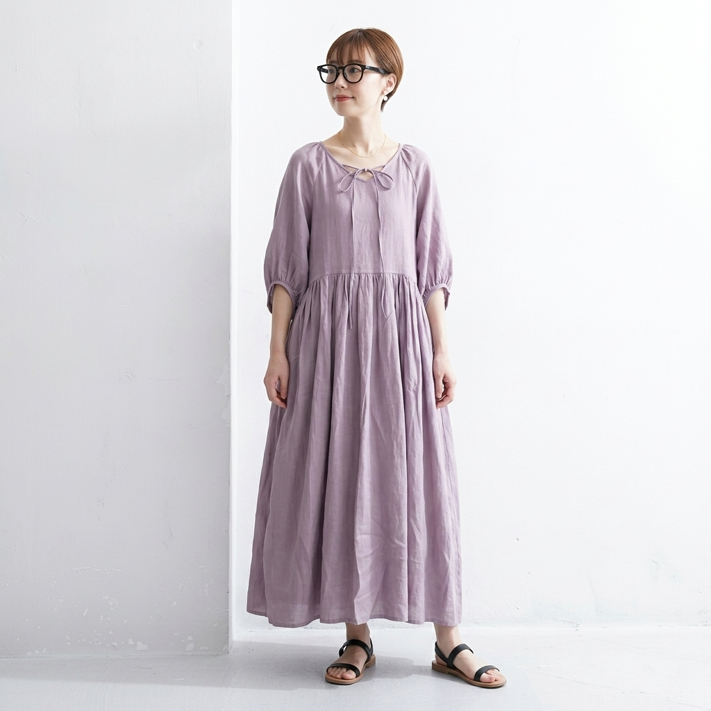 薄紫リボン襟バルーンスリーブリネンワンピ｜山間茶室・朝の抹茶ティータイムに