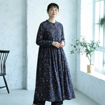 Aライン リボン ボタン 長袖 プリント 定番 プリントワンピース